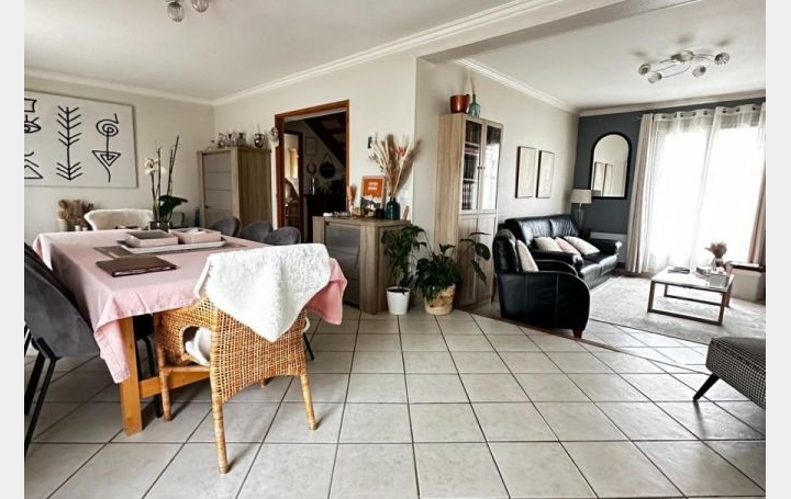 Maison NOISEAU 131 m2 450 000 € Maison NOISEAU 131 m2 450 000 €