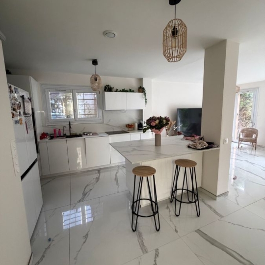  L`AGENCE DE SUCY : Maison / Villa | NOISEAU (94880) | 94 m2 | 369 000 &euro; 
